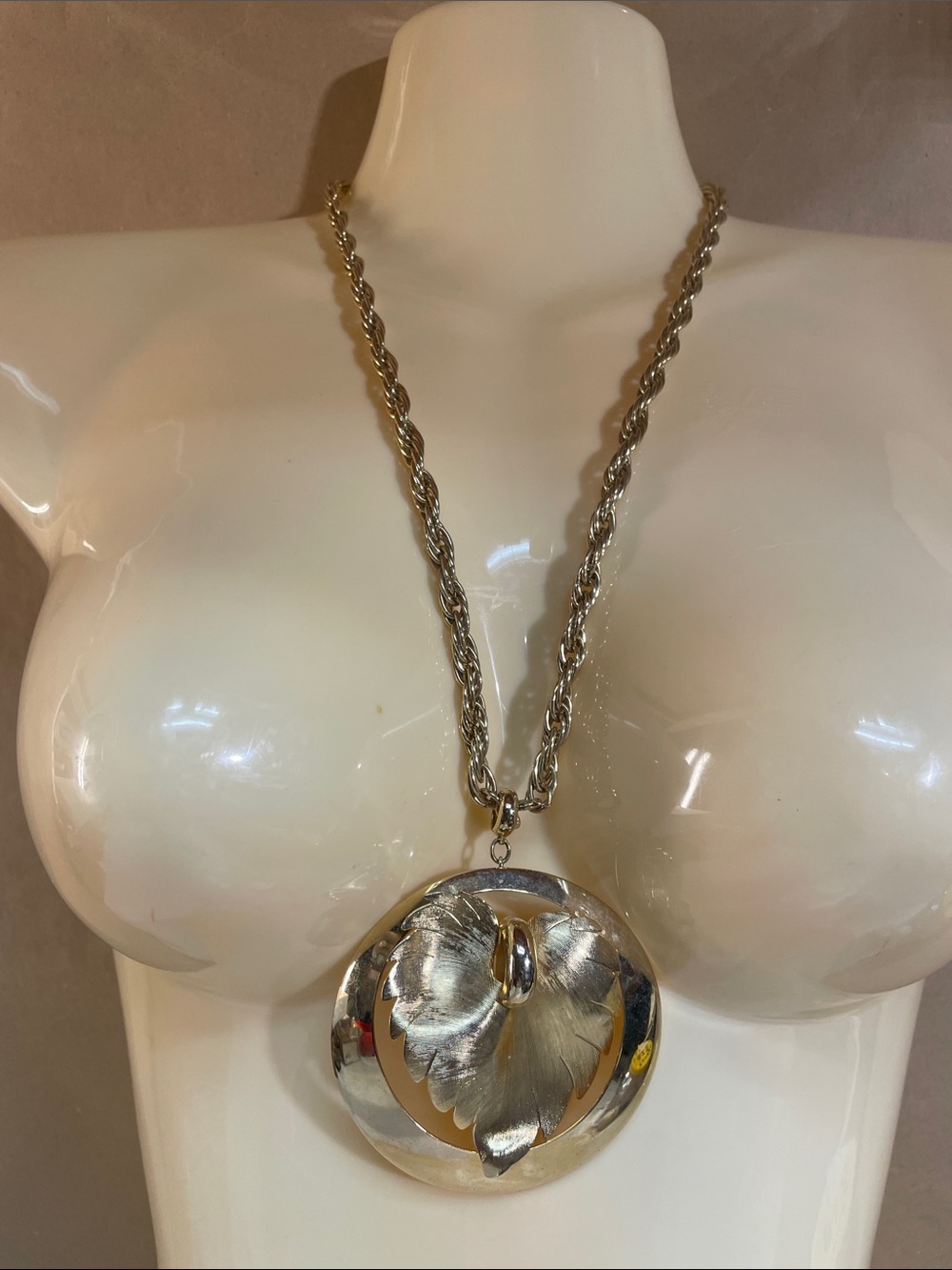 Silver Floral Medallion Pendant Necklace - Statement Women’s Jewelry
